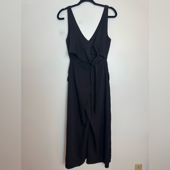 ARITZIA WILFRED Encoulement V Neck Cropped Wide Leg Jumpsuit - Picture 7 of 7